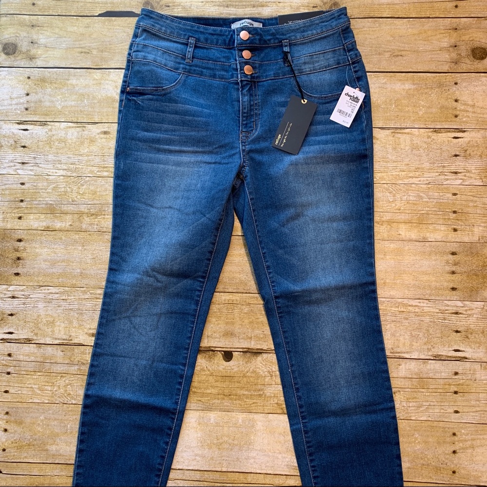 NWT Refuge Highwaisted Medium Wash Denim Skinny Jeans